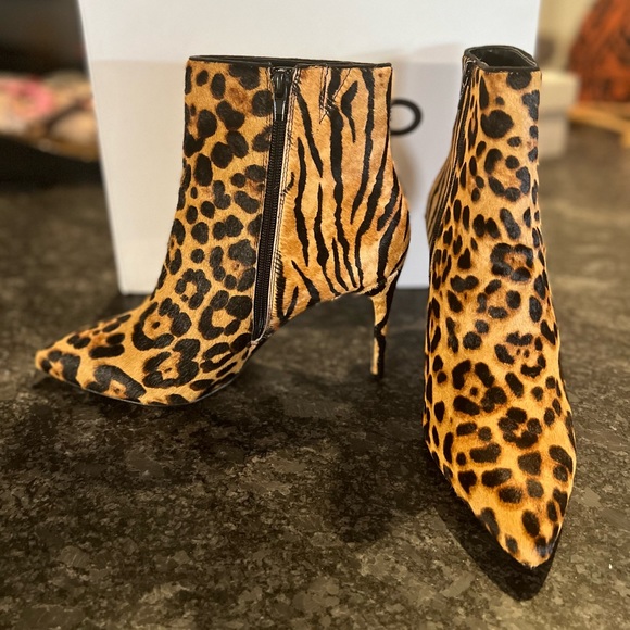 ALDO Wiema Animal Print Ankle Boots - Picture 2 of 10